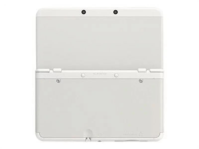 White New Nintendo 3DS handheld game console X661591