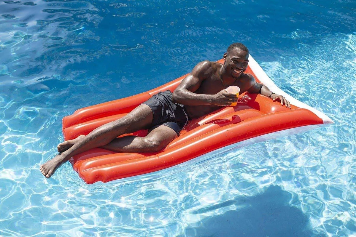 Red Cup Pool Raft W97380