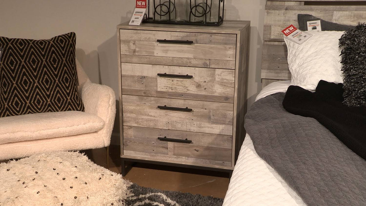 Whitewash 4-Drawer Chest H122