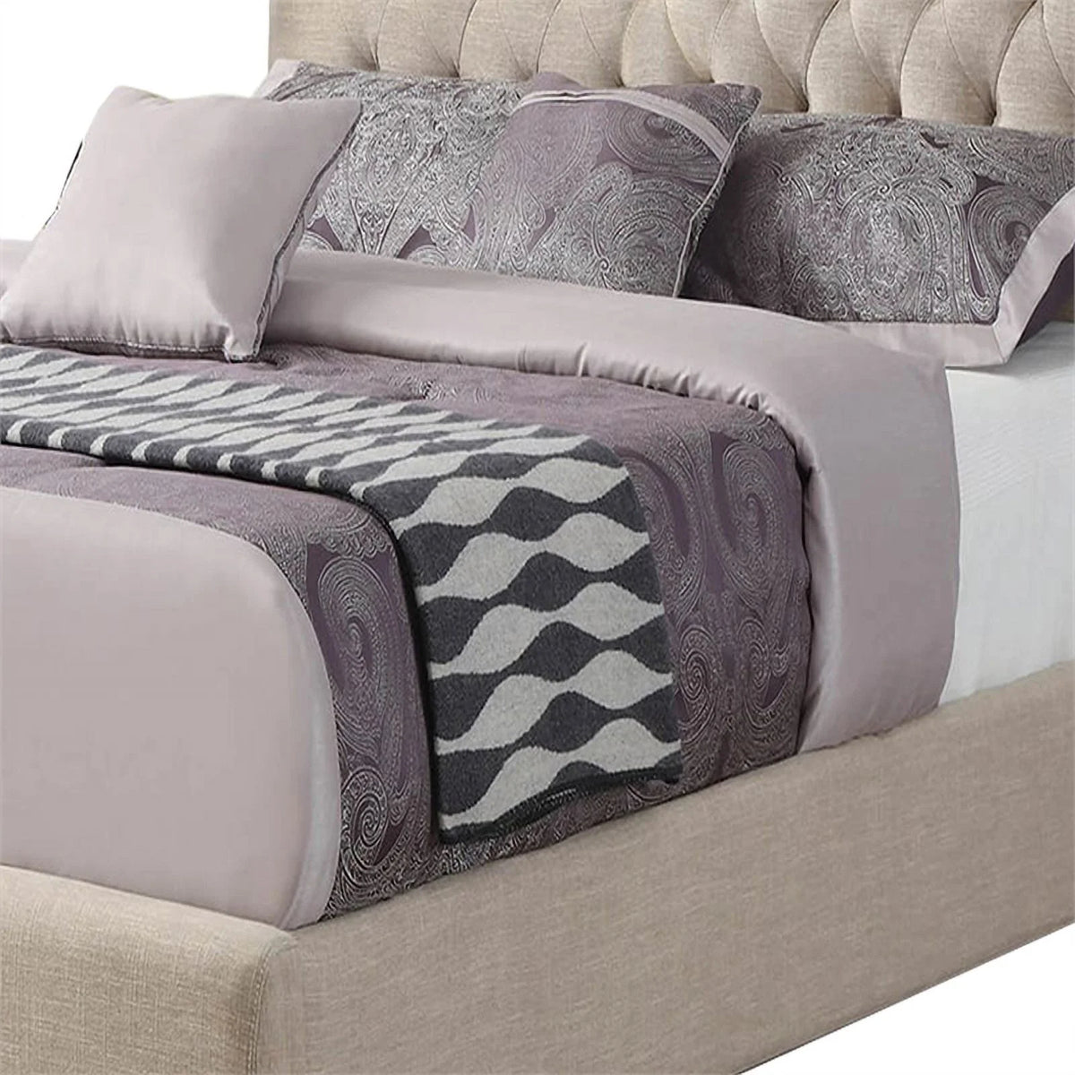 Beige Queen Size Wooden Platform Bed with Tufted Headboard G51220
