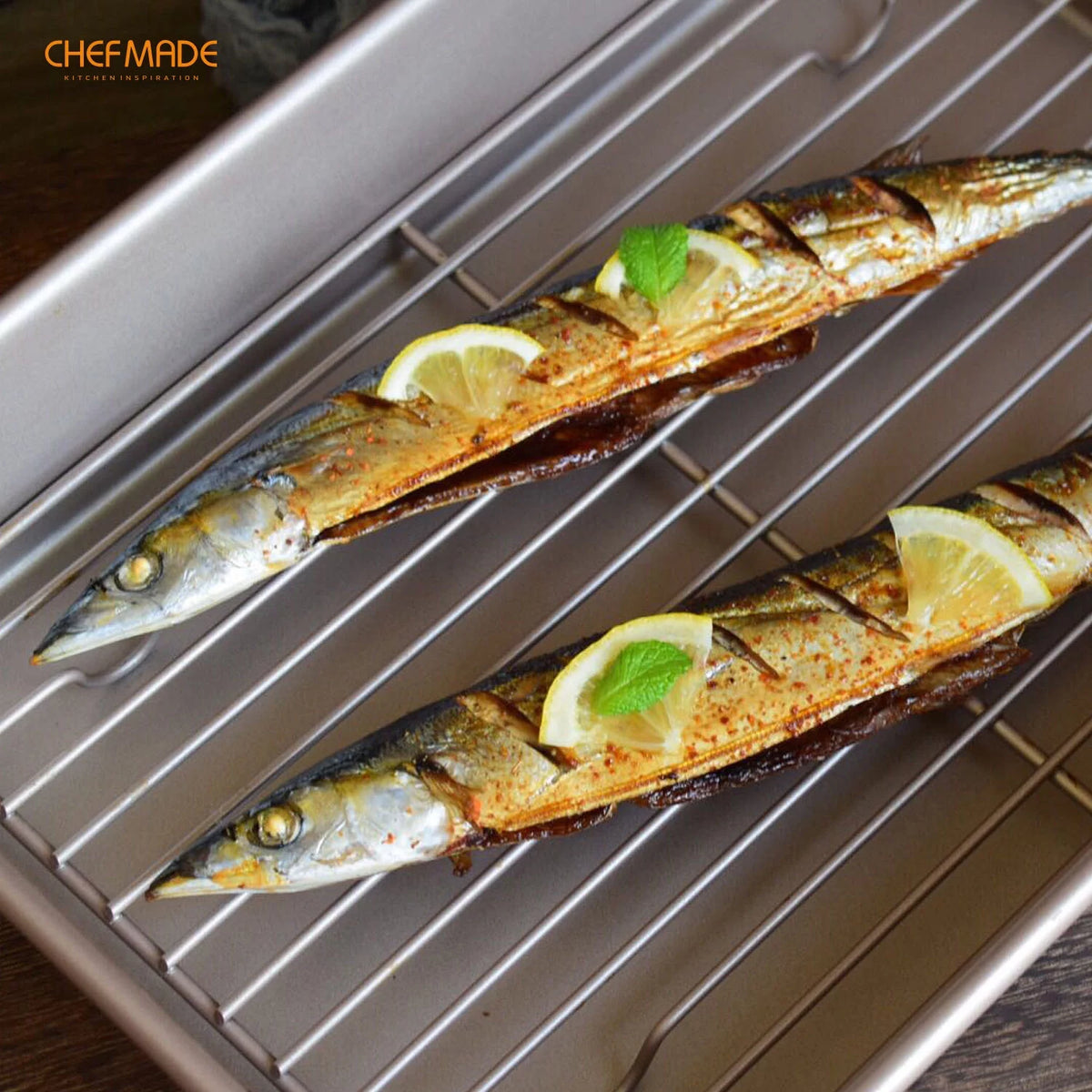 13-Inch Non-Stick Rectangular Roasting Pan with Rack R7582