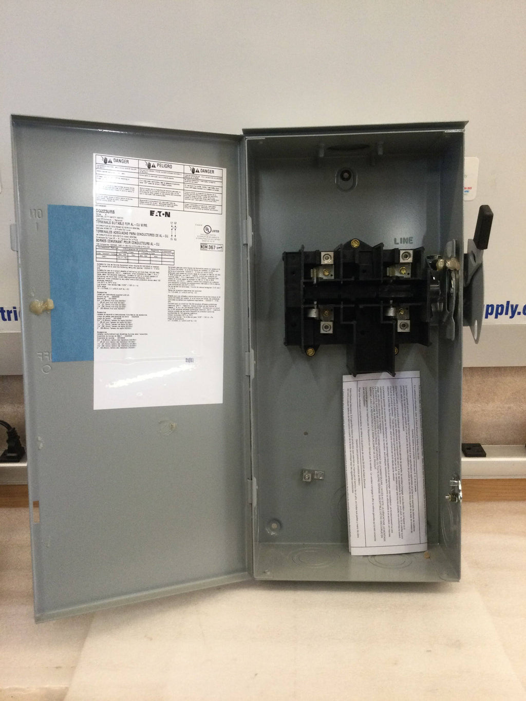 General Duty Non-Fusible Safety Switch A1402